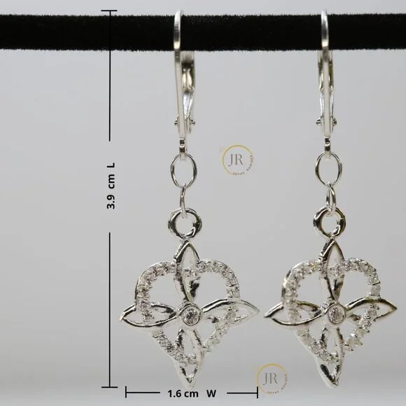 925 Silver Mystic Knot Earrings · Heart Accent · Symbolic Feminine Jewelry. - Picture 5 of 6